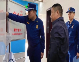 河南誉美肾病医院联合淇县消防大队开展消防安全隐患排查及消防救援应急演练