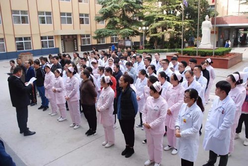 感受运动乐趣 放飞希望梦想 河南誉美肾病医院举办秋季趣味运动会